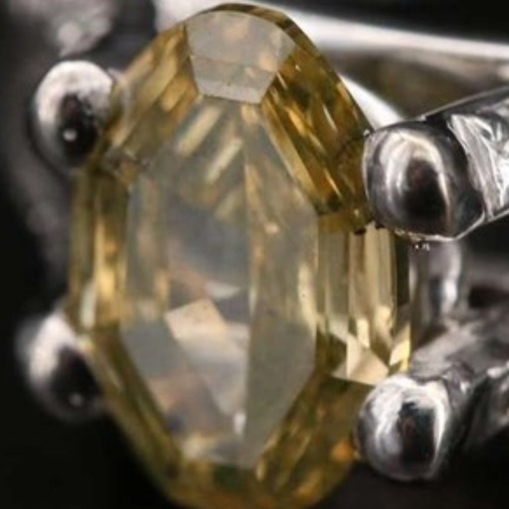 18K 1.88 CTW GENUINE-NATURAL Diamond Ring with GIA Report - Picture 9 of 11
